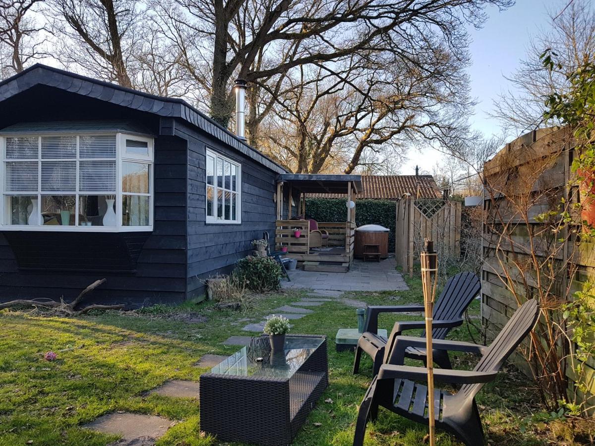 Chalet 2 Pers Met Hottub - Aan De Bosrand - Ijsselmeer - Gaasterland - Bos Rijs Exterior foto